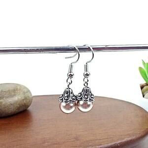 💚Pink Pearl & silver drop earrings 5 for $15